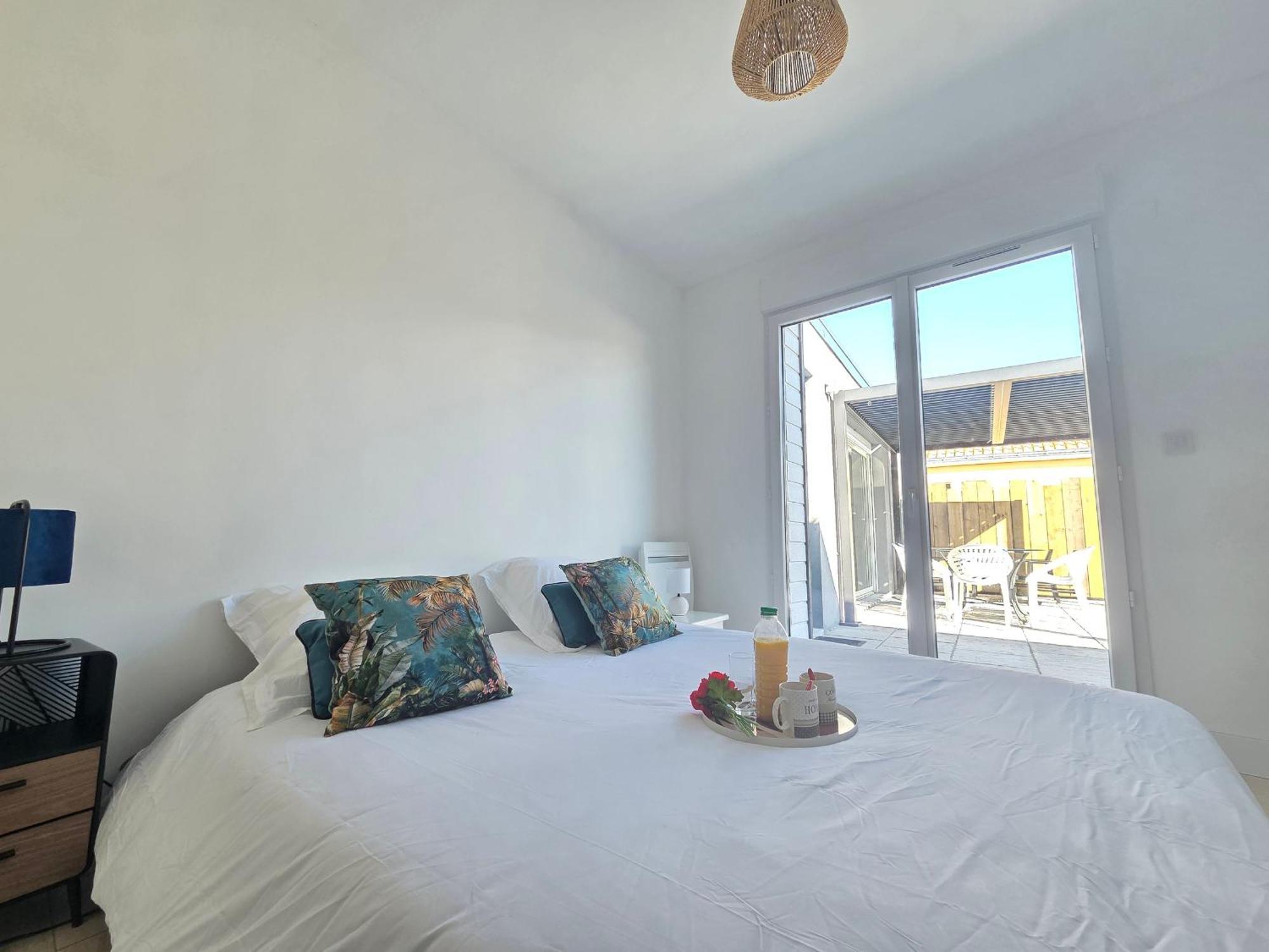Maison De Vacances A La Plaine-Sur-Mer, 3 Chambres, Proche De La Plage, Jardin Et Plancha - Fr-1-364-138 Exteriör bild